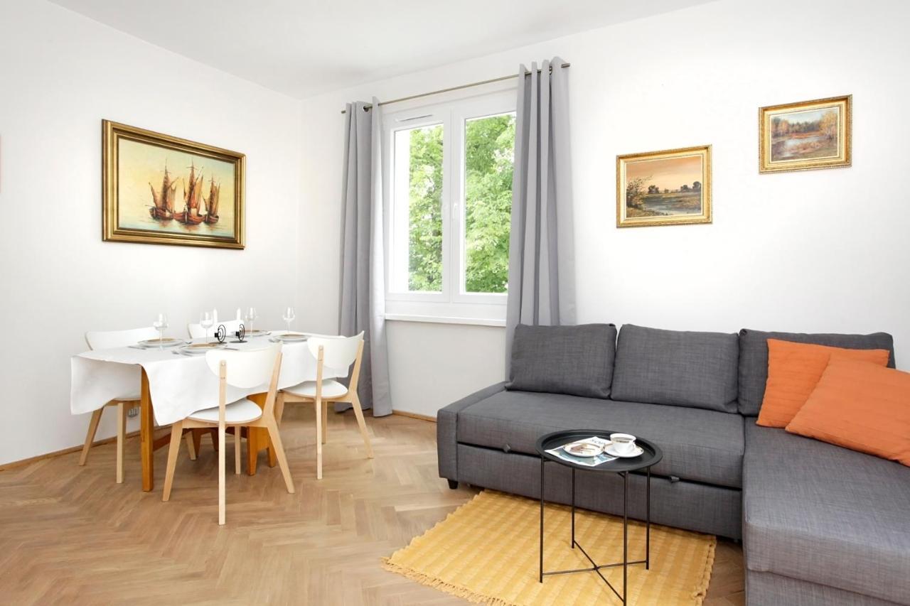 Ada Apartment